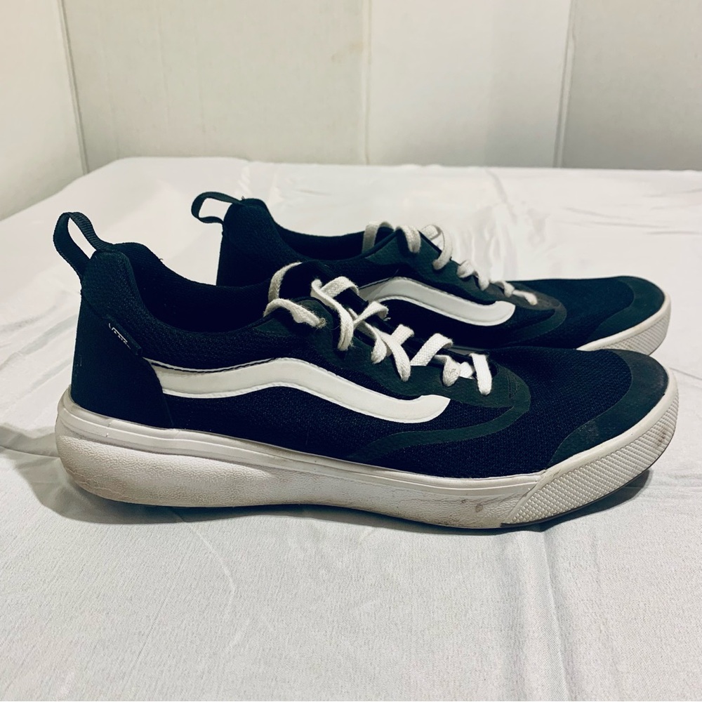 Vans ultra range.  My husband used these only a few times.  Price is negotiable.